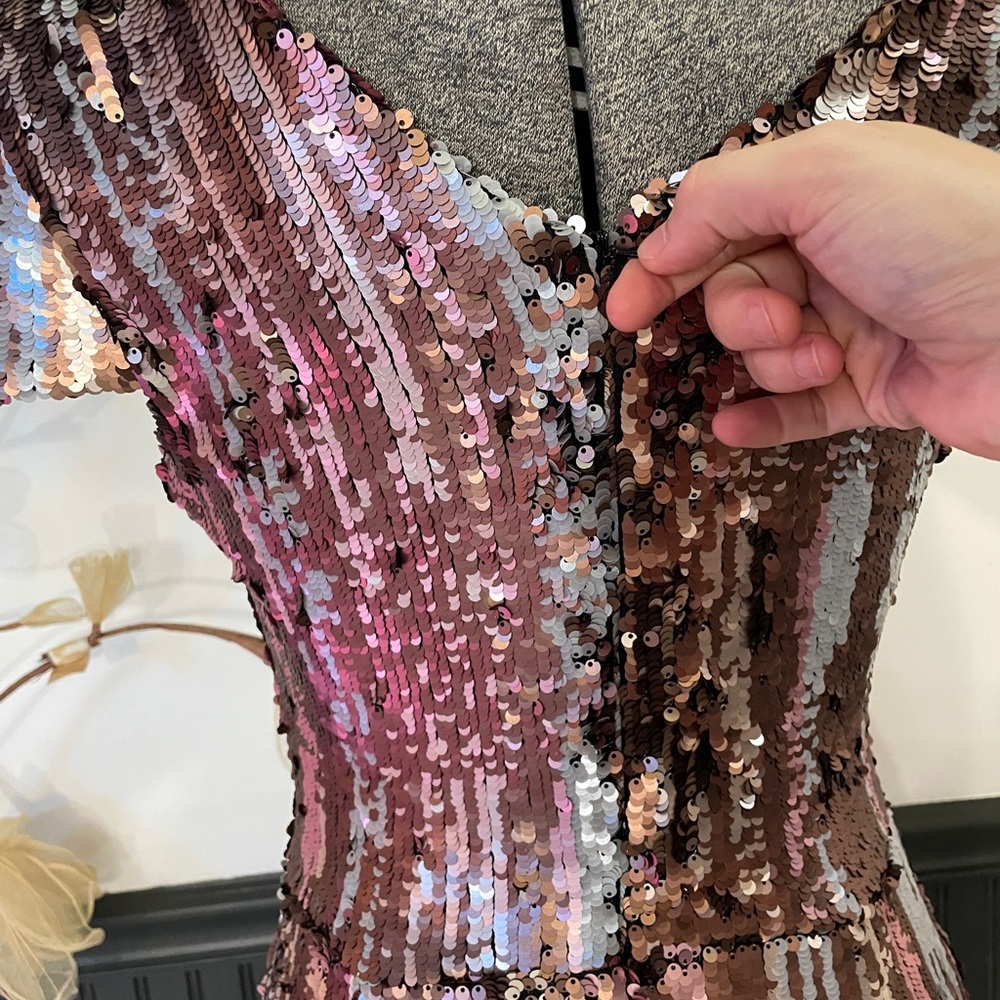 Dress the Population Zoe Dimensional Sequin Plunge Mini Dress Sz S 🧡🎀 - Picture 7 of 13